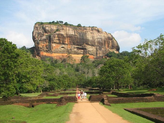 Ancient Kingdoms, Southern Shores & Colombo Highlights destination photograph