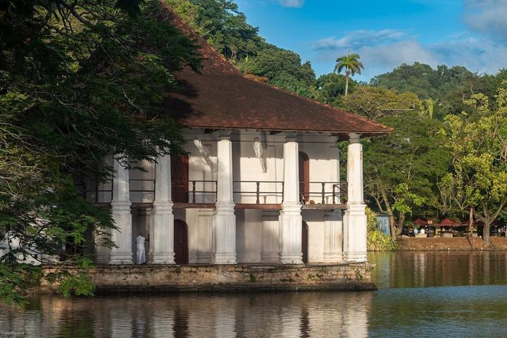 Southern Coast & Colombo Escape destination photograph