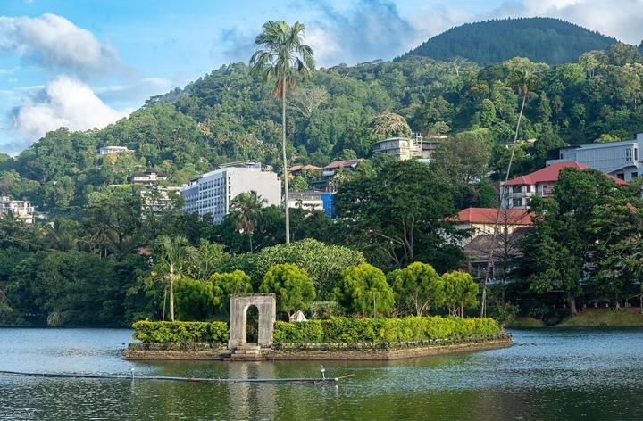 Cultural Triangle, Tea & Coast destination photograph