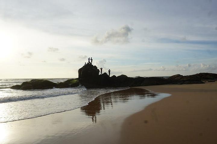 Highlands, Tea & Golden Shores destination photograph