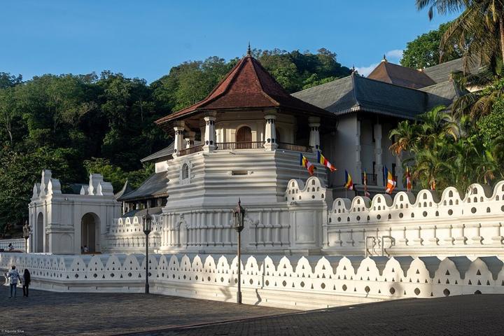 Ancient Kingdoms, Tea Country, Wildlife Safari & Southern Shores destination photograph